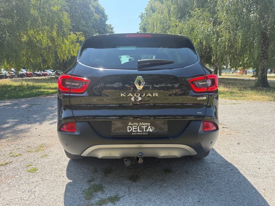 Renault Kadjar dCi 110 XMOD-XENON-PANORAMA-NAVI-KUKA-VELIKI SERVIS-, fotografija 4