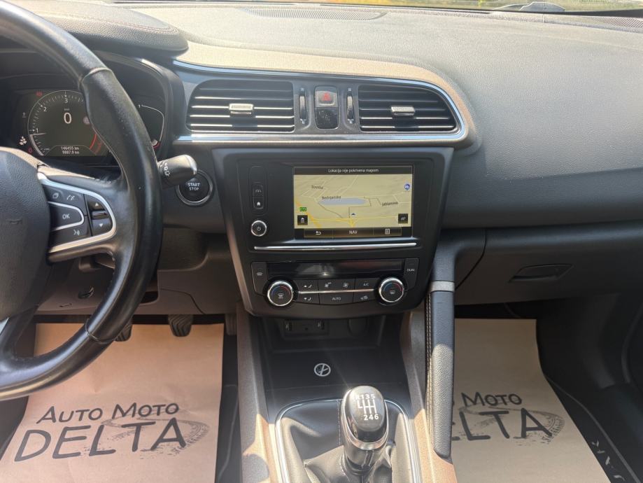 Renault Kadjar dCi 110 XMOD-XENON-PANORAMA-NAVI-KUKA-VELIKI SERVIS-, fotografija 13