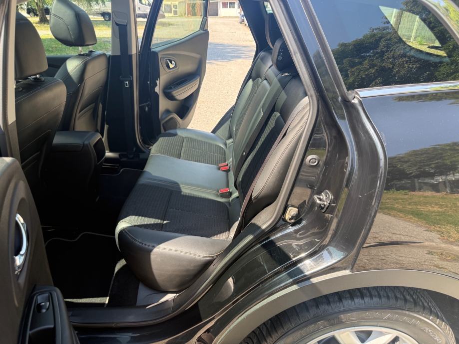 Renault Kadjar dCi 110 XMOD-XENON-PANORAMA-NAVI-KUKA-VELIKI SERVIS-, fotografija 20