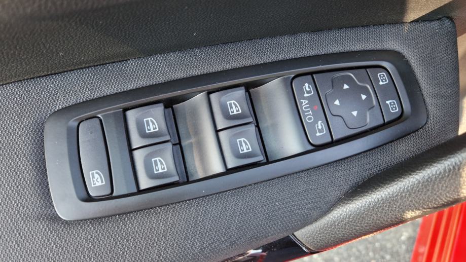 Renault Kadjar dCi 115 EDC7 automatik, kamera, servisi, jamstvo, fotografija 11