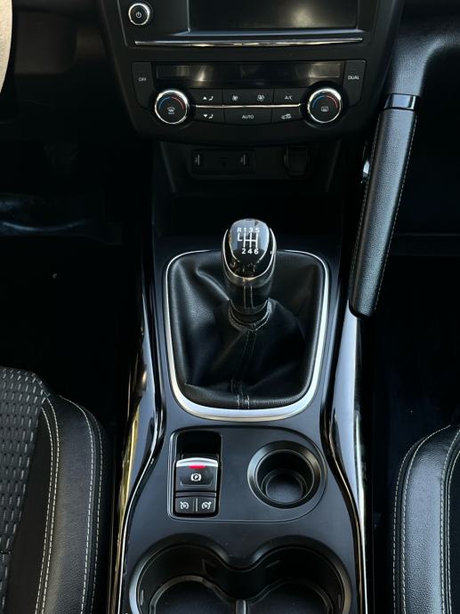 Renault Kadjar dCi 115 Limited, fotografija 12