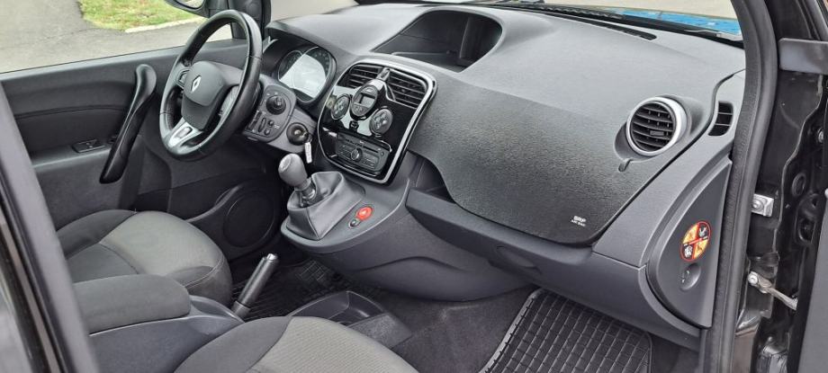 Renault Kangoo 1.2 TCe Limited Deluxe, fotografija 17