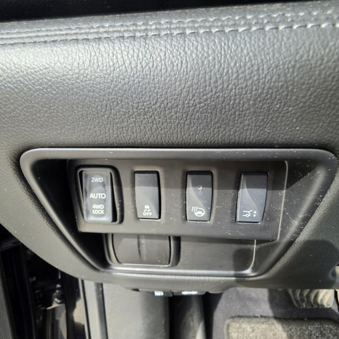 Renault Koleos Initiale Paris 2.0 dCi 4x4 AUTOMATIK, fotografija 9