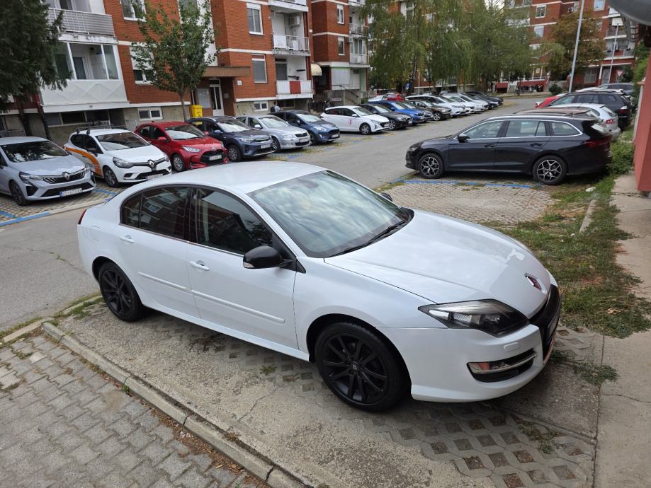 Renault Laguna 1,5 dCi Eco,NAVI,BLETOOTH,XENON,LED - 3950 Eura, fotografija 2