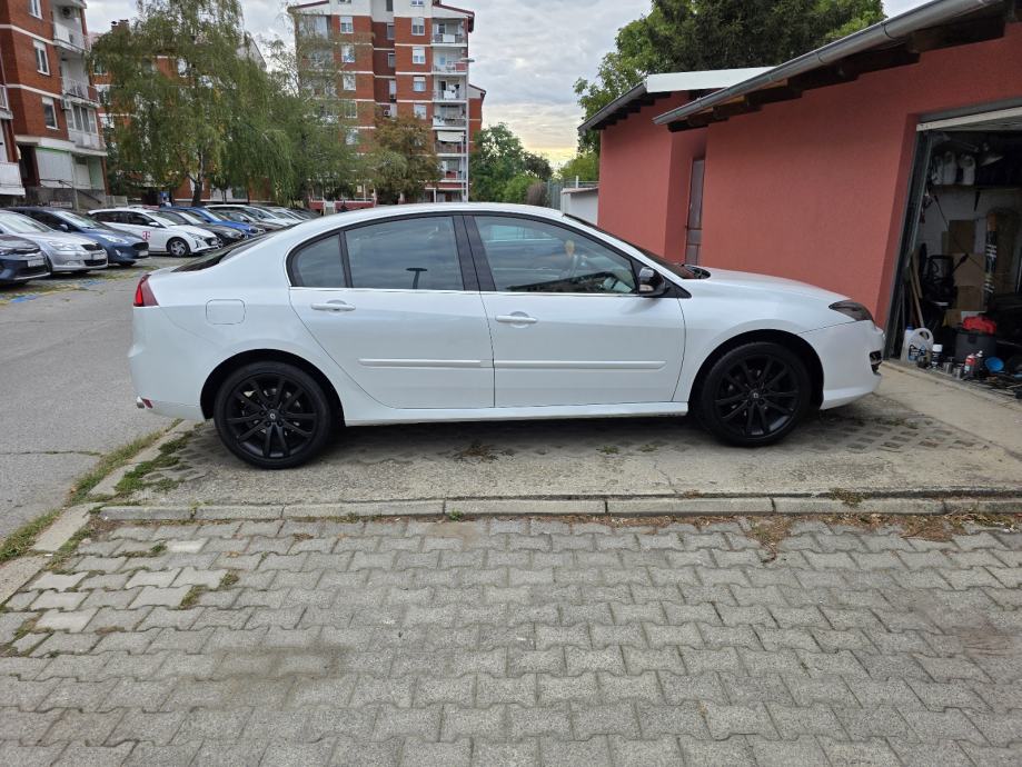 Renault Laguna 1,5 dCi Eco,NAVI,BLETOOTH,XENON,LED - 3950 Eura, fotografija 6