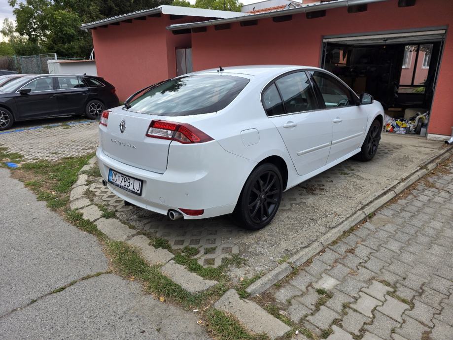 Renault Laguna 1,5 dCi Eco,NAVI,BLETOOTH,XENON,LED - 3950 Eura, fotografija 8
