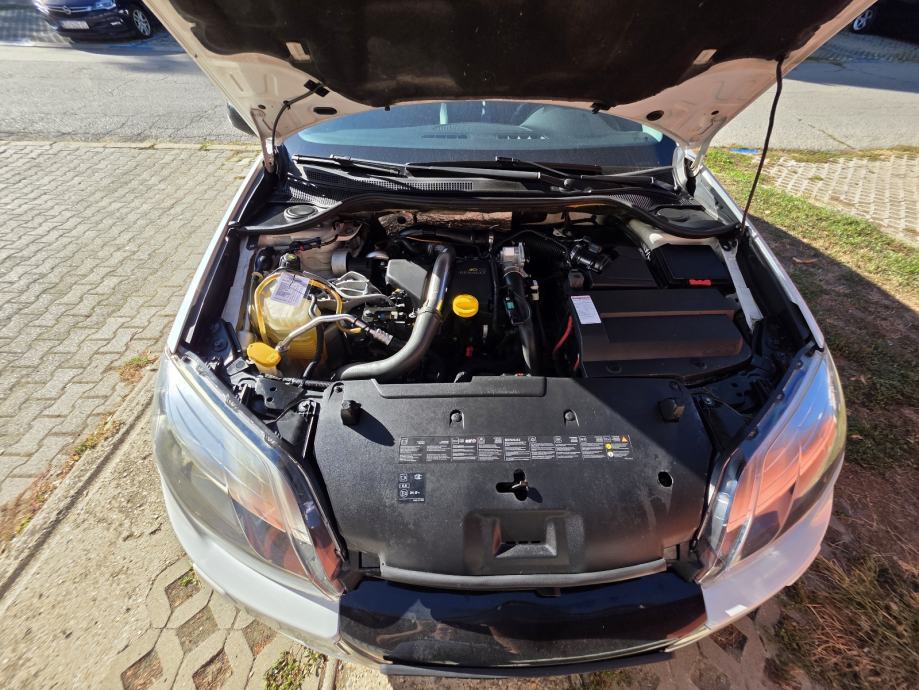 Renault Laguna 1,5 dCi Eco,NAVI,BLETOOTH,XENON,LED - 3950 Eura, fotografija 12