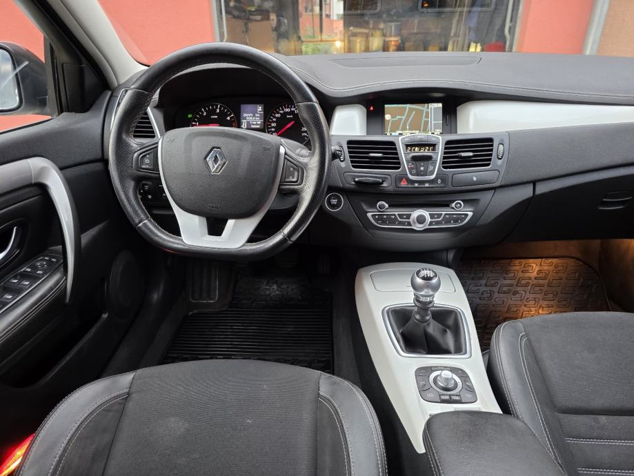 Renault Laguna 1,5 dCi Eco,NAVI,BLETOOTH,XENON,LED - 3950 Eura, fotografija 14