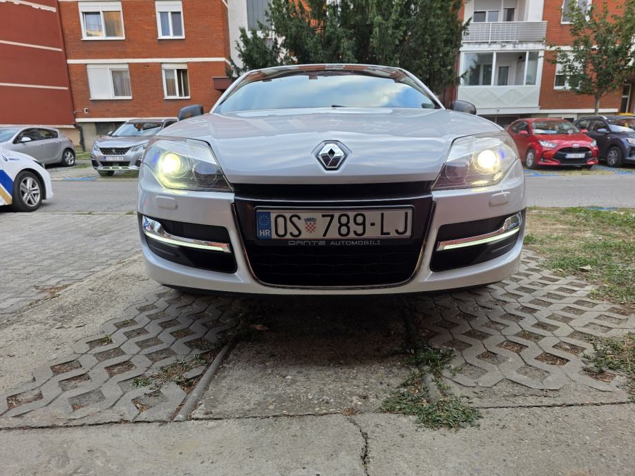 Renault Laguna 1,5 dCi Eco,NAVI,BLETOOTH,XENON,LED - 3950 Eura, fotografija 11