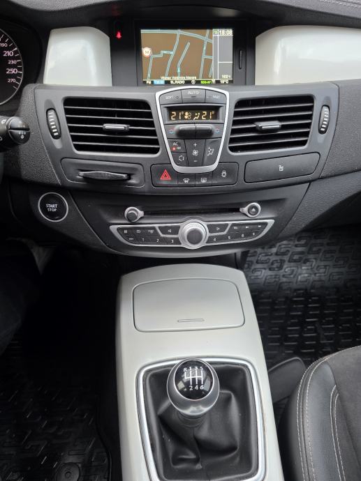 Renault Laguna 1,5 dCi Eco,NAVI,BLETOOTH,XENON,LED - 3950 Eura, fotografija 16