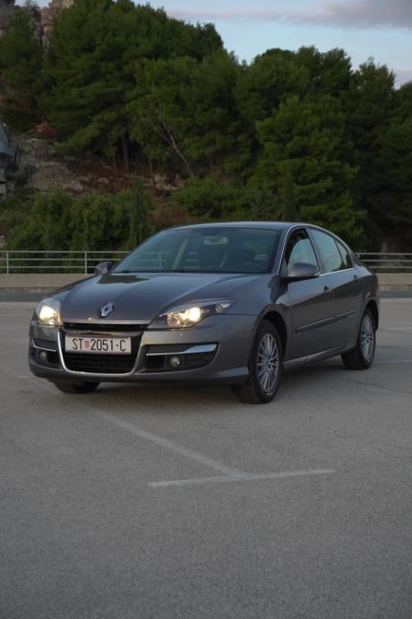 Renault Laguna 1,5 dCi/GARAZIRAN/DRUGI VLASNIK STARIJA OSOBA, pogled izvana - slika 5