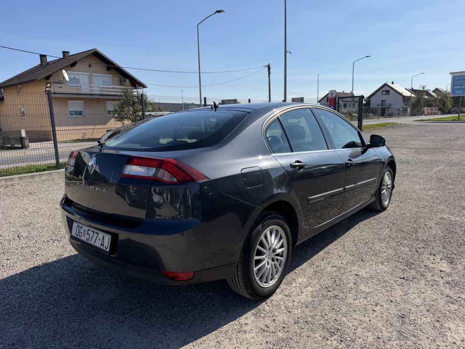 Renault Laguna 1,5 dCi, pogled izvana - slika 2