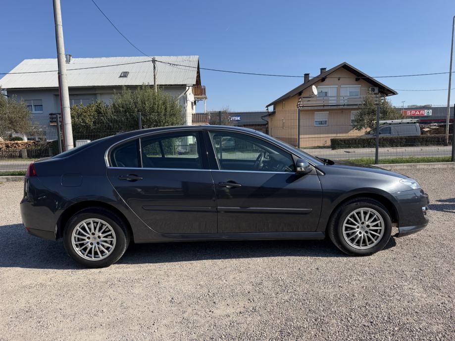 Renault Laguna 1,5 dCi, pogled izvana - slika 5