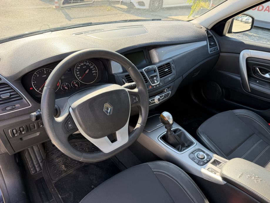 Renault Laguna 1,5 dCi, fotografija 8