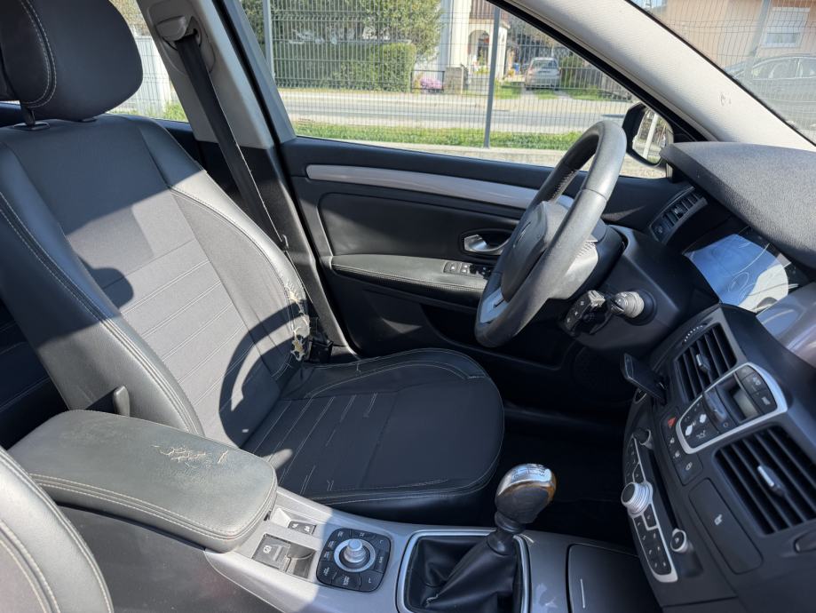 Renault Laguna 1,5 dCi, fotografija 16