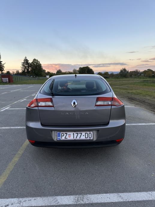 Renault Laguna 1,5 dCi, fotografija 2
