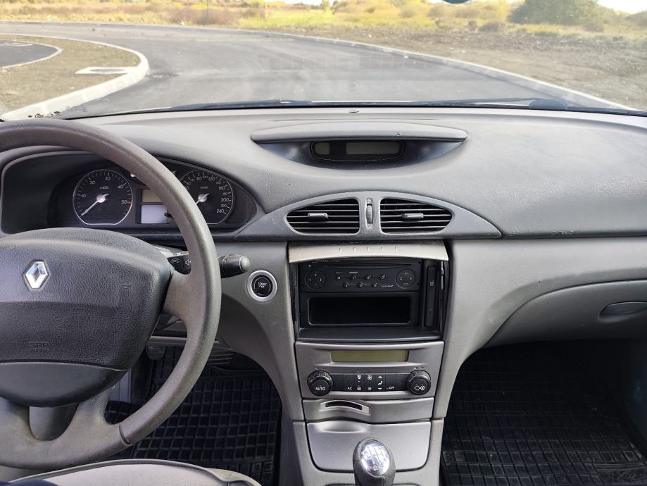 Renault Laguna 1,9 dCi, fotografija 10