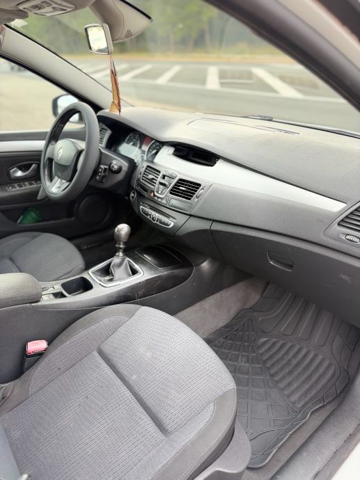 Renault Laguna 2,0 dCi *REG 1G*, fotografija 11