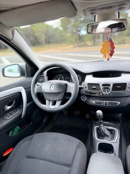 Renault Laguna 2,0 dCi *REG 1G*, fotografija 10