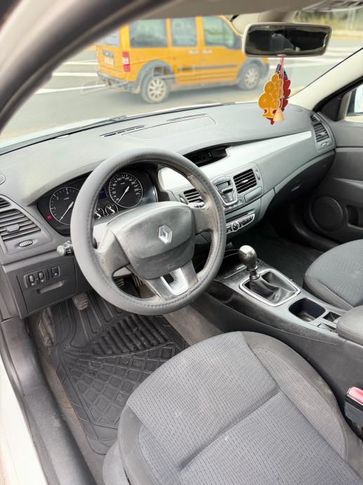 Renault Laguna 2,0 dCi *REG 1G*, fotografija 9