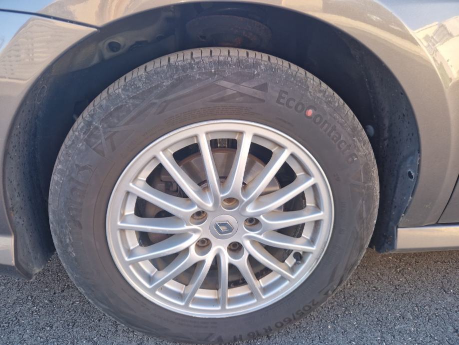 Renault Laguna III 1.5 dCi, 2008. – dobro očuvana + zimske felge, fotografija 12