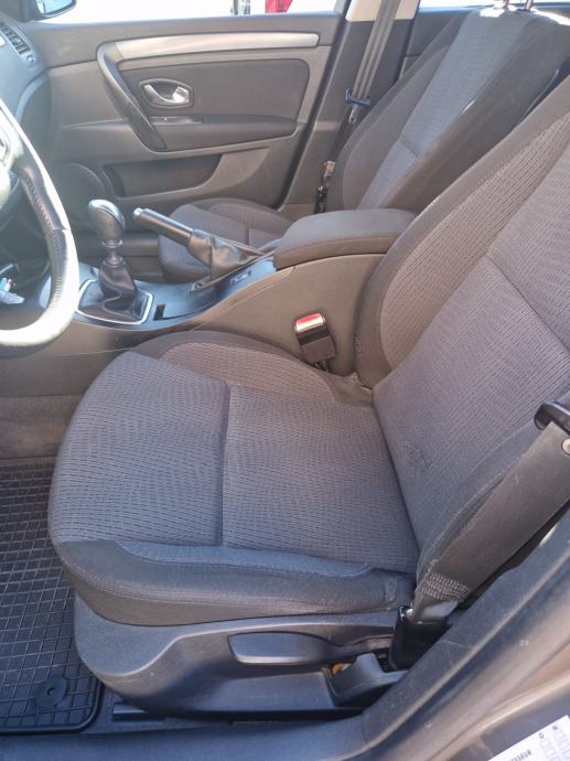 Renault Laguna III 1.5 dCi, 2008. – dobro očuvana + zimske felge, fotografija 7