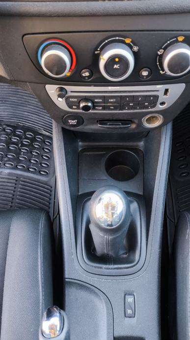Renault Mégane 1.5 dCi – registriran do 08/2027, fotografija 8
