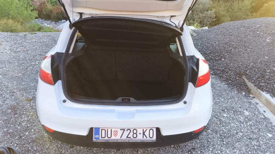 Renault Mégane 1.5 dCi – registriran do 08/2027, fotografija 12