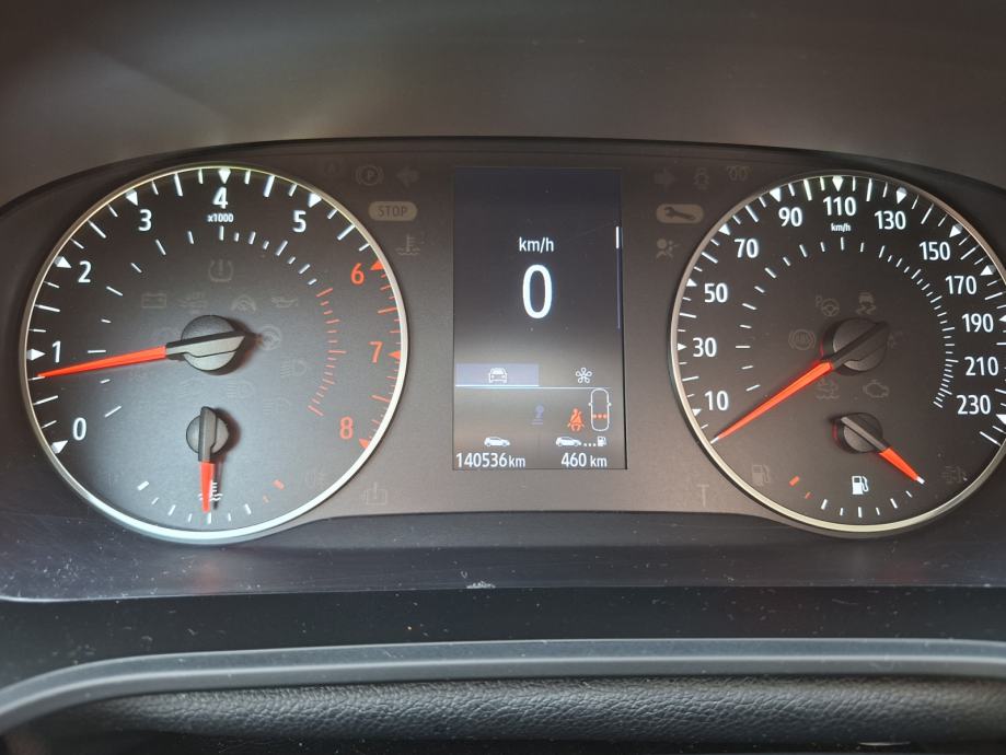 Renault Mégane Grandtour 1.3 TCe, 116 KS, benzin, 6-brzinski ruč.mj., fotografija 15