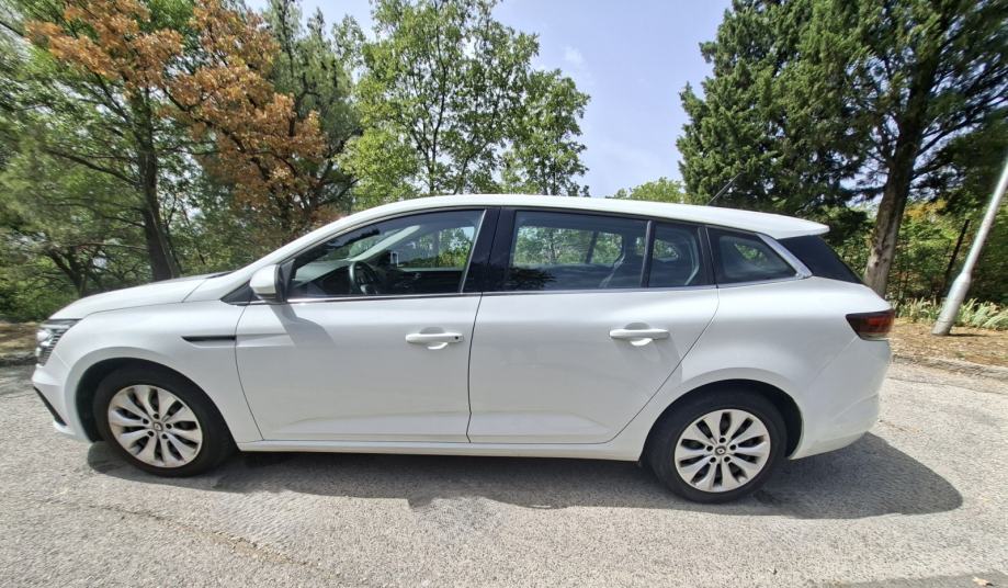Renault Mégane Grandtour 1.3 TCe, 116 KS, benzin, 6-brzinski ruč.mj., fotografija 9