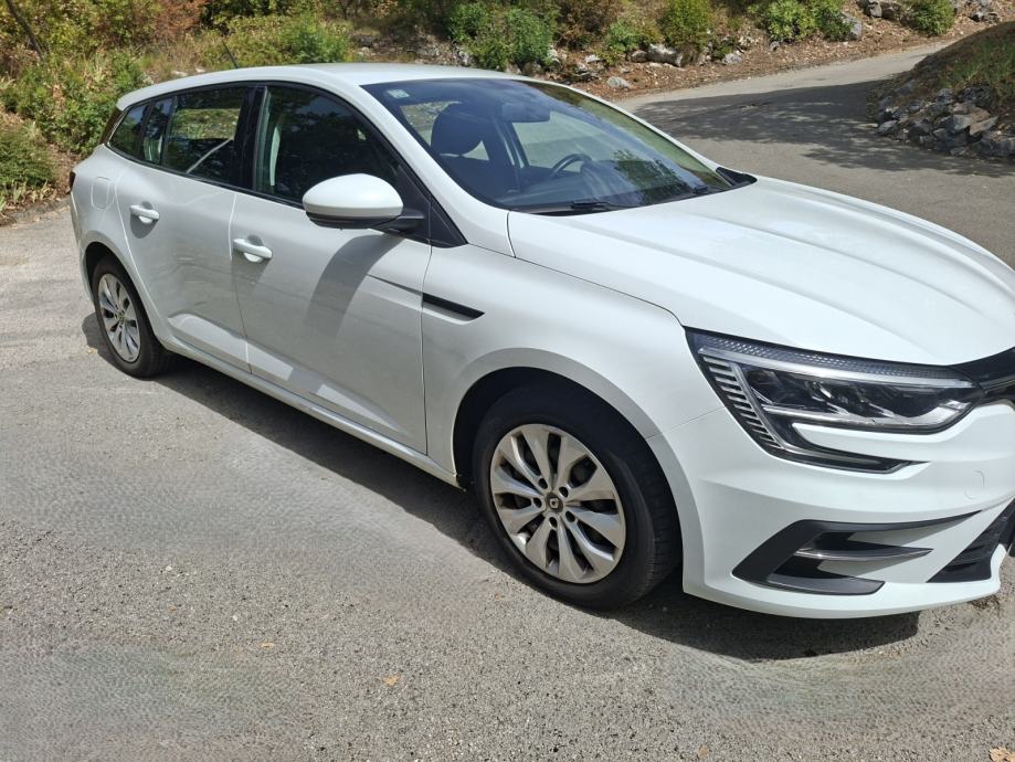 Renault Mégane Grandtour 1.3 TCe, 116 KS, benzin, 6-brzinski ruč.mj., pogled izvana - slika 3