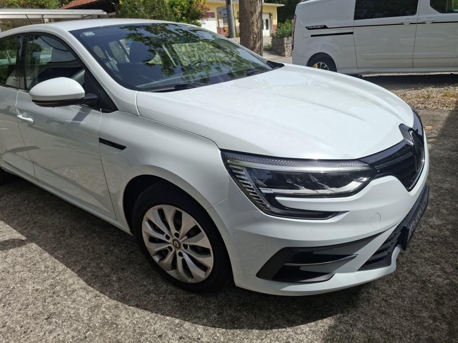 Renault Mégane Grandtour 1.3 TCe, 116 KS, benzin, 6-brzinski ruč.mj., pogled izvana - slika 4