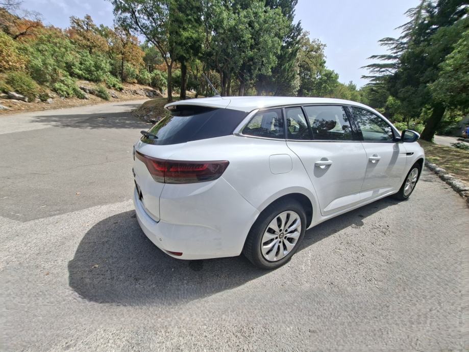 Renault Mégane Grandtour 1.3 TCe, 116 KS, benzin, 6-brzinski ruč.mj., fotografija 6