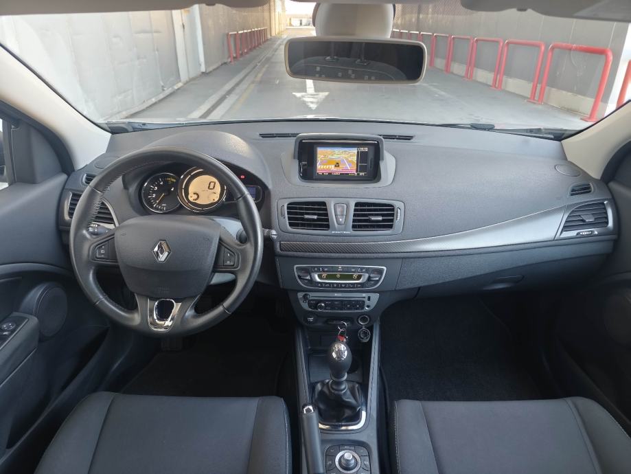 Renault Megan 1,5 dCi reg 1 god, samo 158tkm, veliki servis, fotografija 7