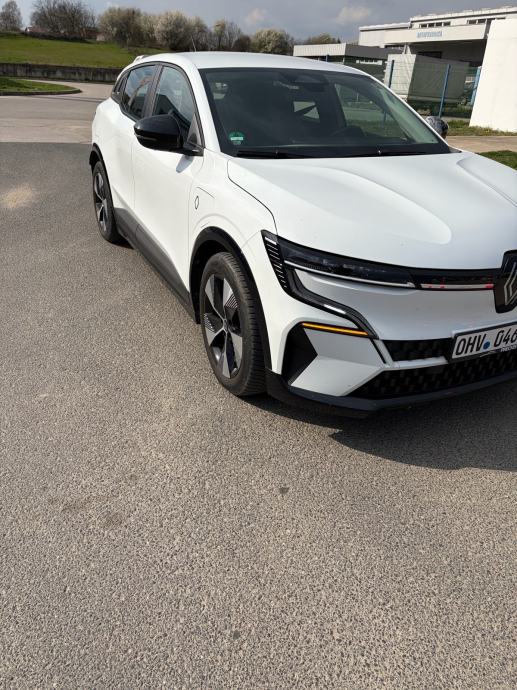 Renault Megan E-Tech EV 40 Equilibre, pogled izvana - slika 2