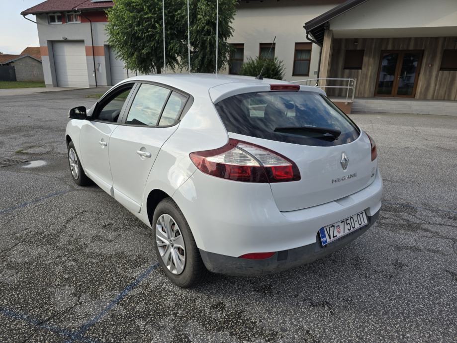 Renault Megane 1.5 dCi 2016 - REG do 07/2027, fotografija 7