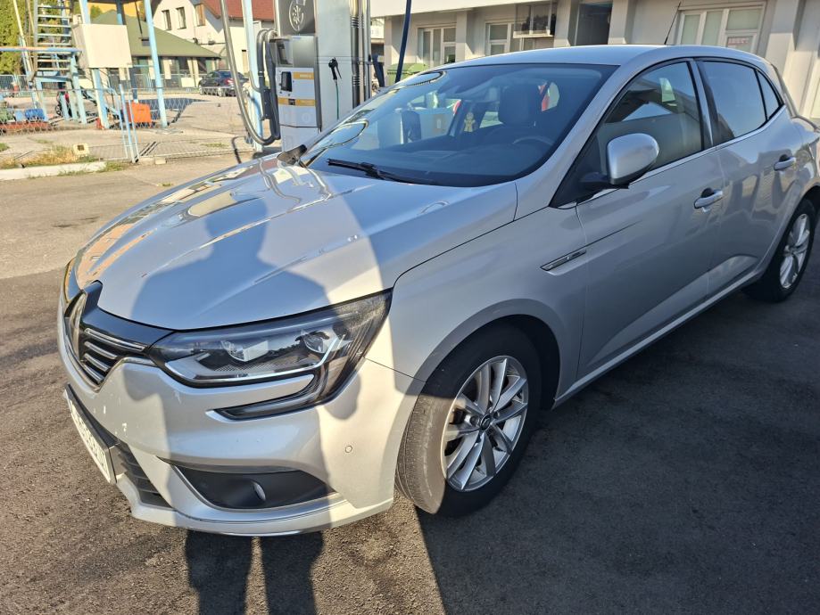 Renault Megane 1,5 dCi Bose Edition EDC Automatik (Reg. do 07/27), fotografija 9