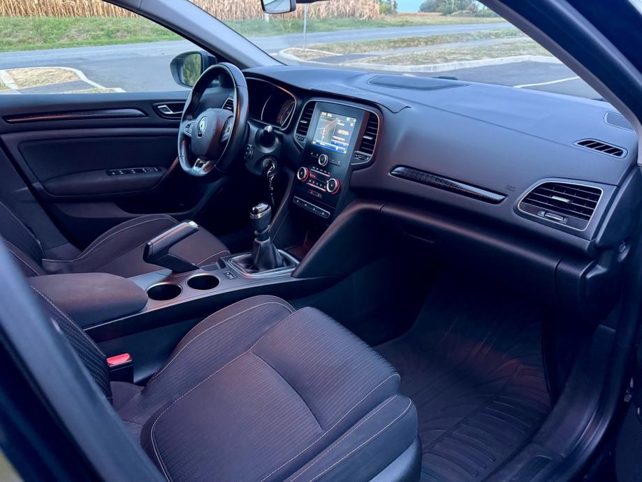 Renault Megane 1.5 dci/ Grijanje sjedala/ Auto dugo kratko, fotografija 11