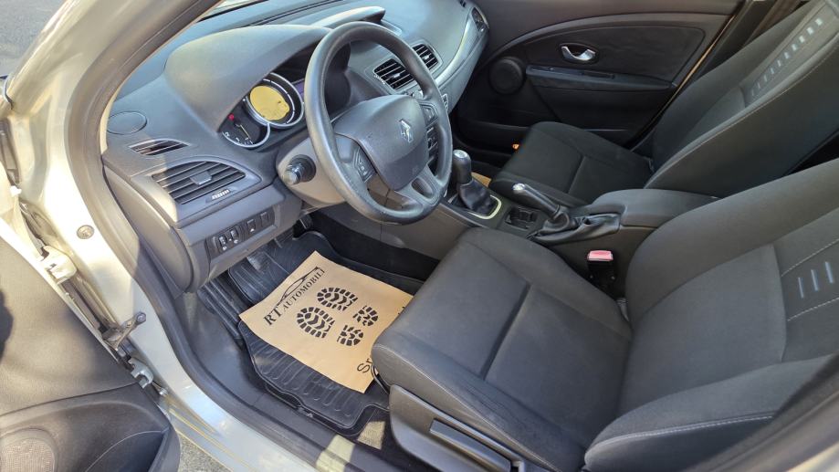 Renault Megane 1,5 dCi, HR AUTO, klima, alu, REG 1 GOD, TOP STANJE..., fotografija 13
