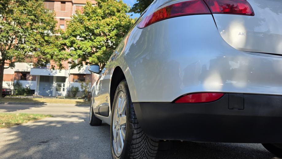 Renault Megane 1,5 dCi, HR AUTO, klima, alu, REG 1 GOD, TOP STANJE..., fotografija 8