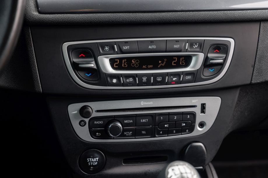 Renault Megane 1,5 dCi -LIMITED OPREMA !!!, fotografija 4