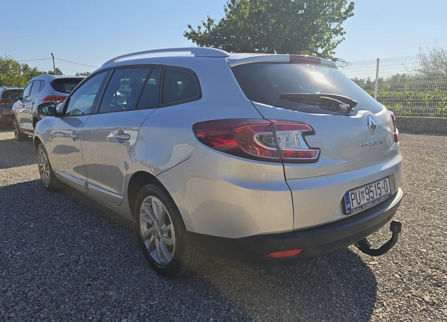 Renault Megane 1,5 dCi LIMITED veliki servis, nove gume,KUKA, REG 1god, fotografija 3