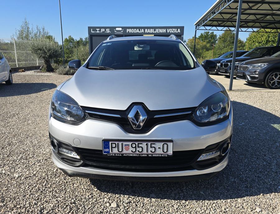 Renault Megane 1,5 dCi LIMITED veliki servis, nove gume,KUKA, REG 1god, fotografija 7