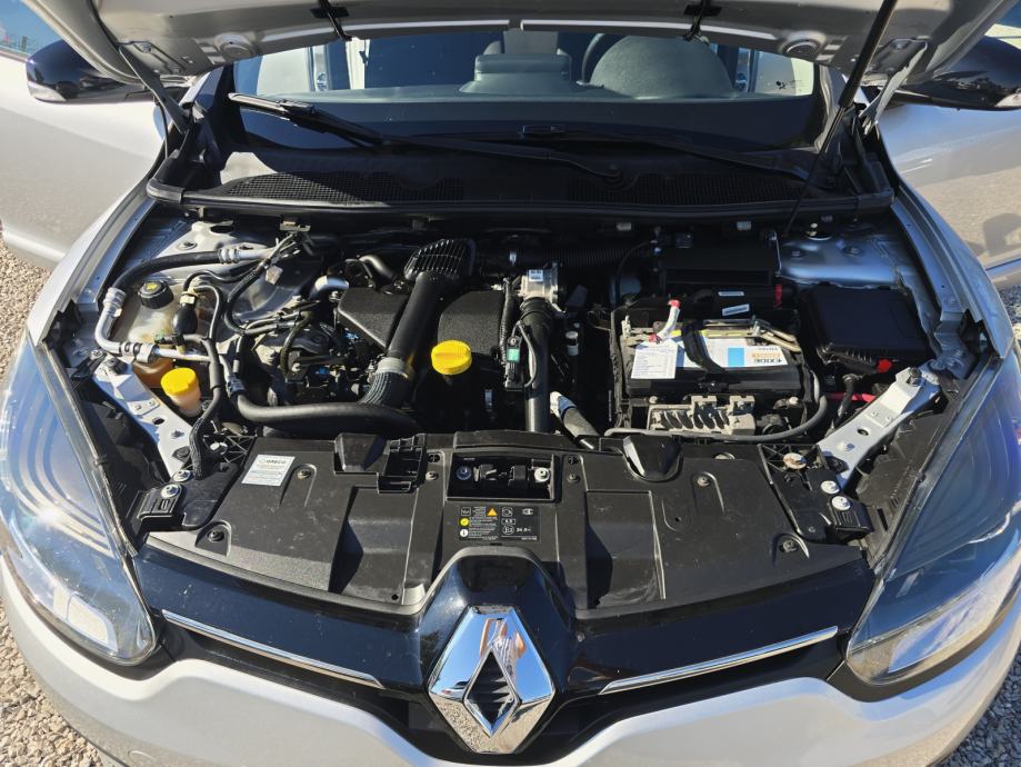 Renault Megane 1,5 dCi LIMITED veliki servis, nove gume,KUKA, REG 1god, fotografija 9
