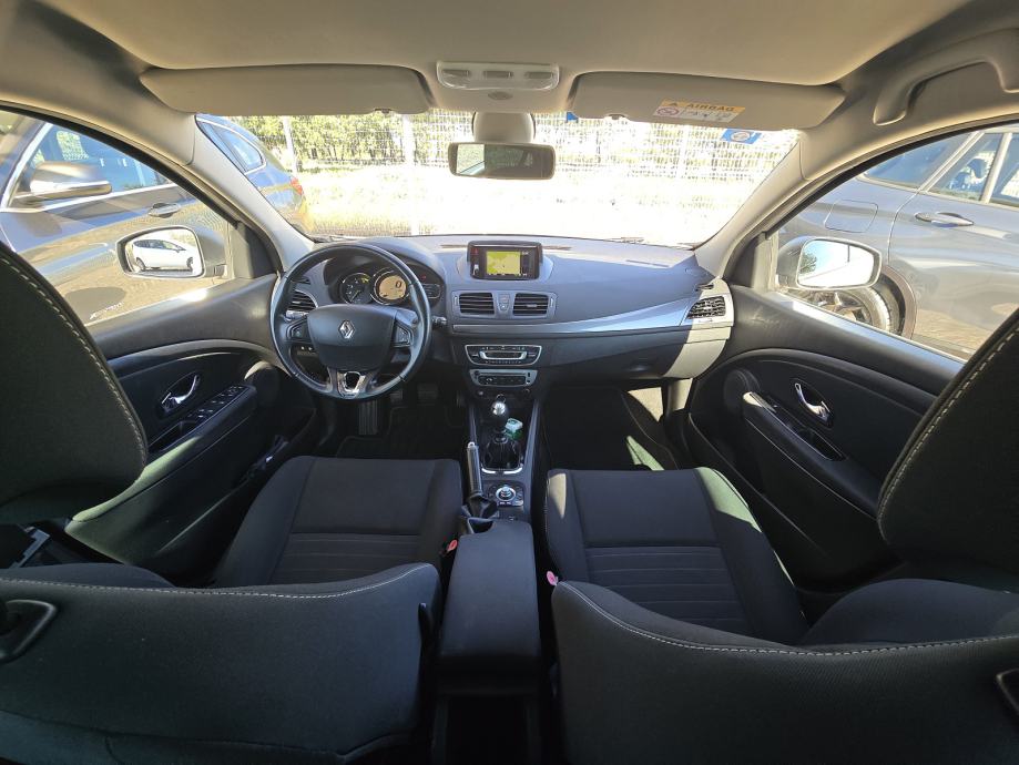 Renault Megane 1,5 dCi LIMITED veliki servis, nove gume,KUKA, REG 1god, fotografija 18