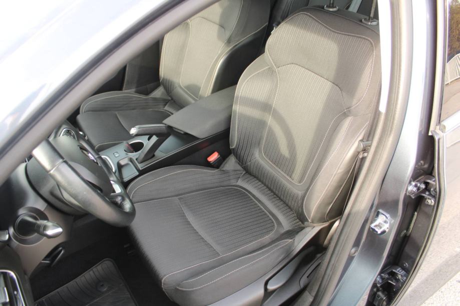 Renault Megane 1.5 dCi *NAVIGACIJA* reg 4/2027, fotografija 10