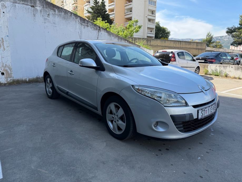 Renault Megane 1,5 dCi, fotografija 2