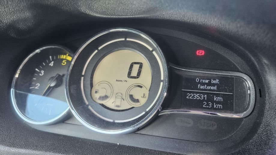 Renault Megane 1,5 dCi, fotografija 6