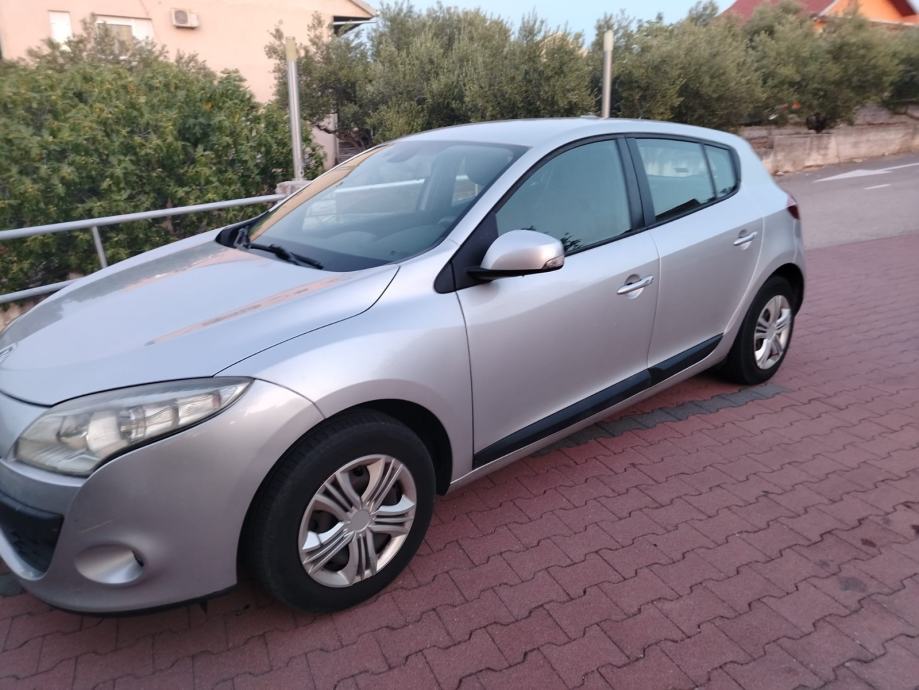 Renault Megane 1,5 dCi, fotografija 6
