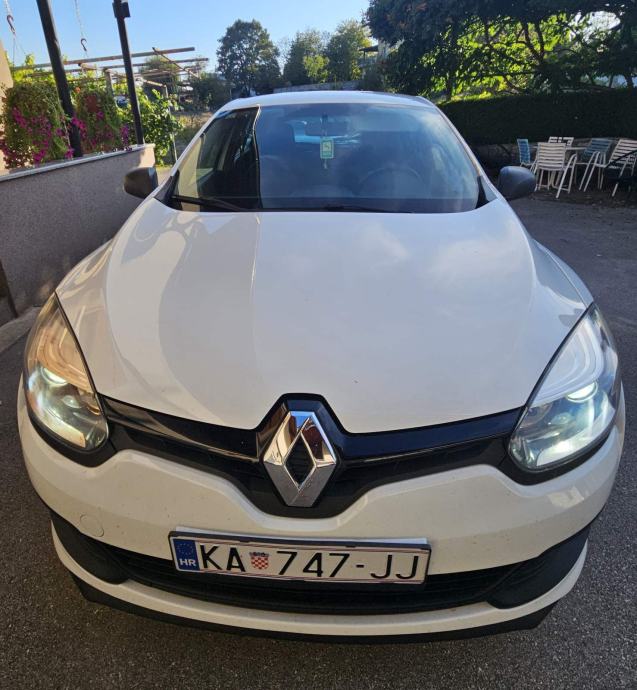 Renault Megane 1,5 dCi, fotografija 3